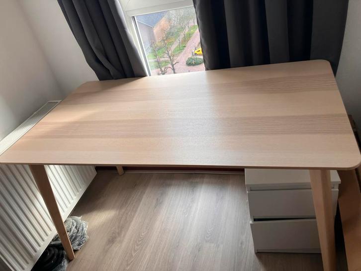 IKEA Lisabo Bureau - Nieuwstaat!, Huis en Inrichting, Tafels | Eettafels, Zo goed als nieuw, 50 tot 100 cm, 100 tot 150 cm, Rechthoekig