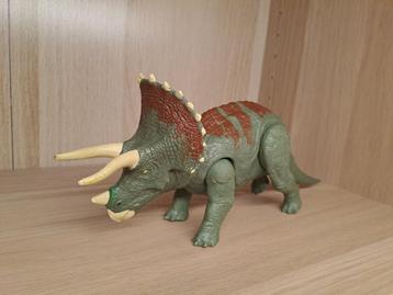 Jurassic World Dominion Triceratops (elektrisch) beschikbaar voor biedingen