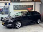 Volvo V60 2.4 D6 Twin Engine R-Design 4x4|CAMERA|DEALER|LEER, Auto's, Automaat, Zwart, Vierwielaandrijving, 1880 kg