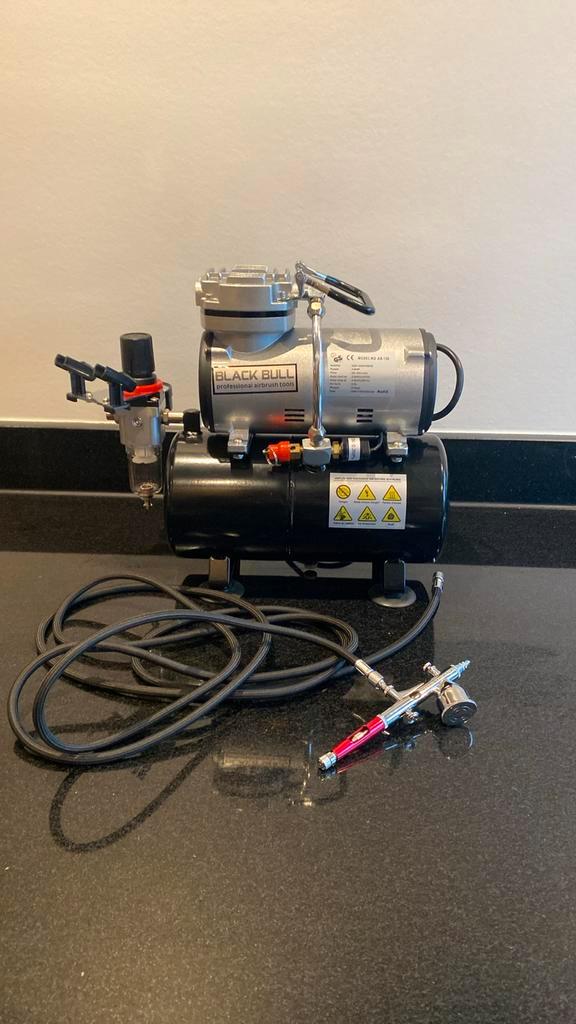 Black bull airbrush compressor AS-186, Doe-het-zelf en Verbouw, Compressors, Nieuw, Minder dan 6 bar, Minder dan 25 liter, Minder dan 200 liter/min