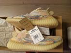 Nieuw/ongedragen -- Yeezy 350 Boost V2 MX Oat maat 44, Overige kleuren, Nieuw, Ophalen of Verzenden, Sneakers of Gympen