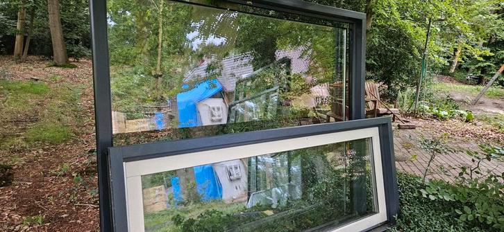 Kunststof Kozijnen met Dubbel Glas - Complete Set, Doe-het-zelf en Verbouw, Deuren en Horren, Ophalen