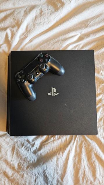 PS4 pro met controller beschikbaar voor biedingen