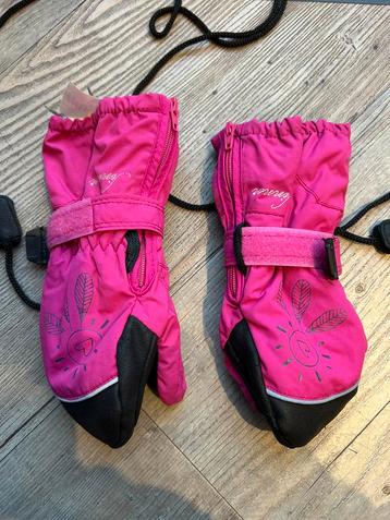 Sinner roze wintersport wantjes maat 2 beschikbaar voor biedingen