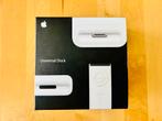Apple Universal Dock (MB125G/B), Ophalen of Verzenden, Zo goed als nieuw, Dock of Kabel, Mini