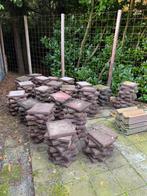 GRATIS af te halen. 30x30 tegels +- 200 stuks, Ophalen, Gebruikt, Beton, Terrastegels