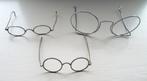 3 metalen poppenbrilletjes., Verzamelen, Poppen, Ophalen of Verzenden, Zo goed als nieuw, Accessoires