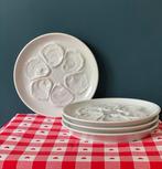 Set van 4 vintage witte oesterborden, Huis en Inrichting, Verzenden, Overige stijlen, Bord(en)