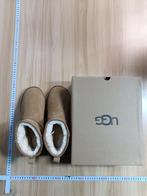 Nieuw UGG boots cognac Laatste stuks Maat 37 en 42, UGG, Bruin, Nieuw, Ophalen of Verzenden