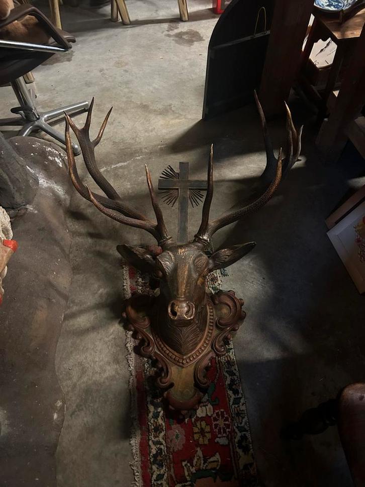 Houten Hert met Gewei, Antiek en Kunst, Kunst | Beelden en Houtsnijwerken, Ophalen of Verzenden