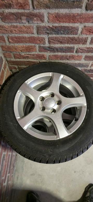 Volkswagen Polo Winterset 5x100 beschikbaar voor biedingen