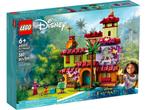 Lego Disney 43202 Het huis van de familie Madrigal, Ophalen of Verzenden, Nieuw, Complete set, Lego