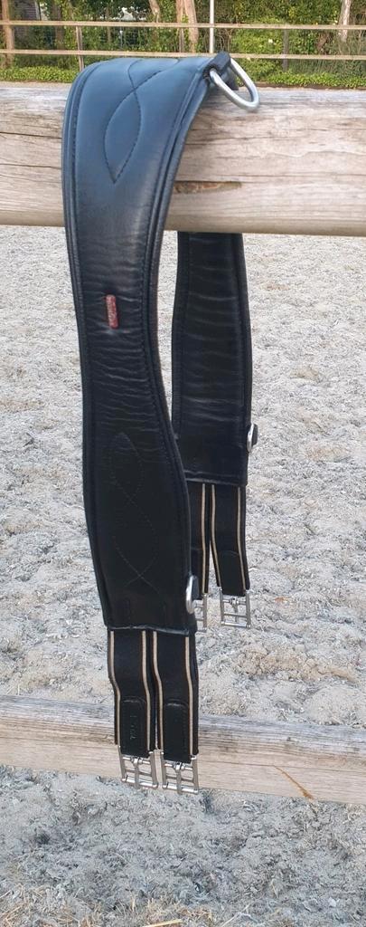 Premiere Singel Quimper Anatomisch Zwart 125cm, Dieren en Toebehoren, Paarden en Pony's | Hoofdstellen en Tuigage, Zo goed als nieuw
