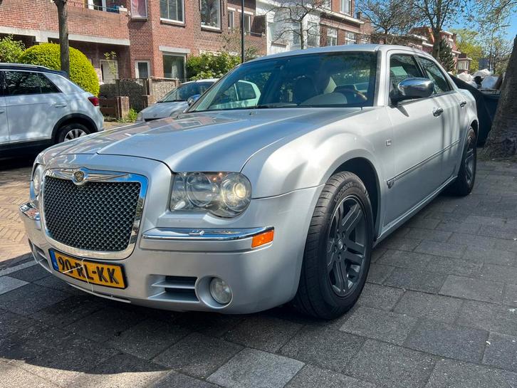 Chrysler 300C - 2.7 V6 - VIALLE LPG-G3! - NIEUWE APK, Auto's, Chrysler, Bedrijf, 300C, ABS, Airbags, Airconditioning, Alarm, Android Auto