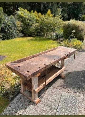 Werkelijk prachtige antieke vintage robuuste werkbank 258cm
 beschikbaar voor biedingen