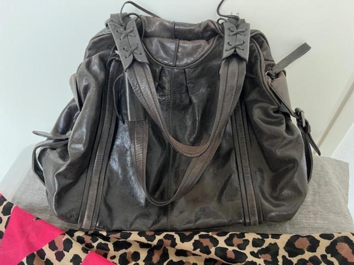 Francesco Biasia, Italiaanse luxe bruine leren schoudertas, Sieraden, Tassen en Uiterlijk, Tassen | Damestassen, Gebruikt, Handtas