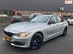 BMW 3-serie 320i High Executive / AUTOMAAT / OPEN DAK / LEER, Achterwielaandrijving, Gebruikt, 4 cilinders, 19 km/l