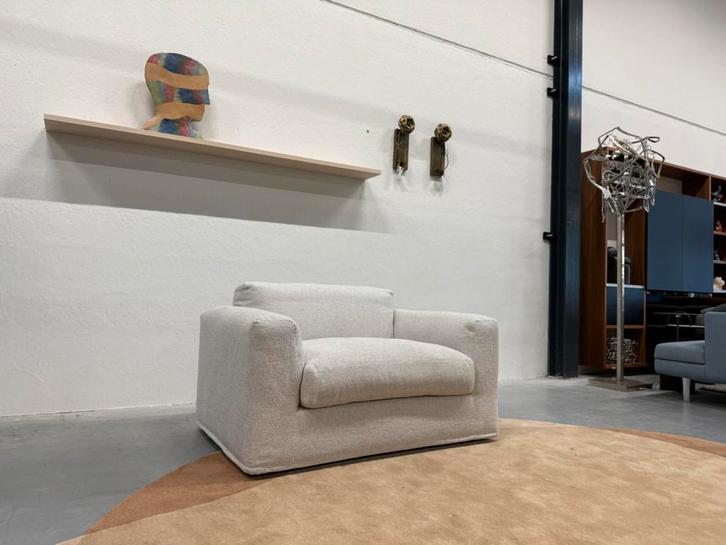 Nieuw Gelderland 0905 Fauteuil Riva stof Design Loveseat 130, Huis en Inrichting, Fauteuils, Nieuw, Stof, 125 cm of meer, 75 tot 100 cm