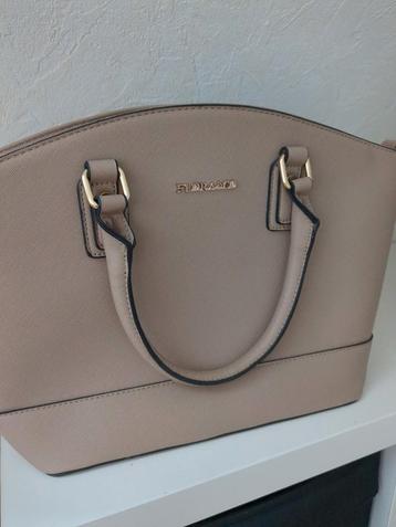 Flora&Co Beige Handtas - Zo goed als nieuw beschikbaar voor biedingen