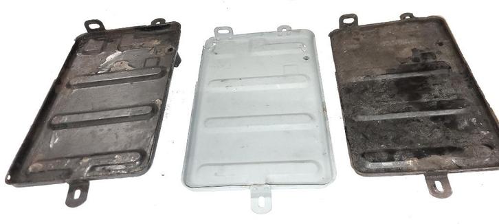 Kofferdeksel acu bak Peugeot 404 cardan as, steek as kabels, Auto-onderdelen, Accu's en Toebehoren, Peugeot, Gebruikt, Ophalen