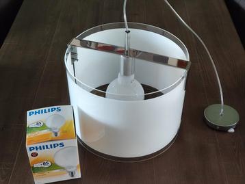 Glazen Philips hanglamp + nieuwe lichtbron 1140 lumen beschikbaar voor biedingen