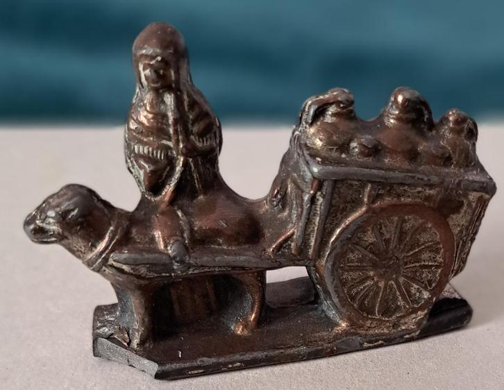 Hondenkarbeeldje beladen met melkbussen, Antiek en Kunst, Antiek | Koper en Brons, Brons, Verzenden