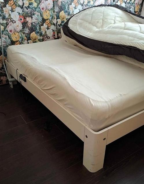 Auping Auronde 1500 Wit + 2M motorig elektrische spiralen k2, Huis en Inrichting, Slaapkamer | Bedden, Zo goed als nieuw, Tweepersoons