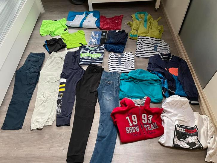 Groot veelzijdig kledingpakket maat 146-158, Kinderen en Baby's, Kinderkleding | Kinder-kledingpakketten, Gebruikt, Maat 146, Ophalen of Verzenden