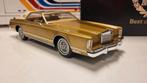 BoS Models Lincoln Continental MK5 Coupe Gold Metallic, Hobby en Vrije tijd, Modelauto's | 1:18, Overige merken, Auto, Ophalen of Verzenden