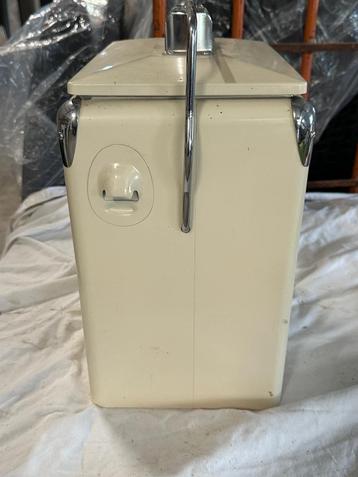Retro Koelbox Jamie oliver creme kleurig beschikbaar voor biedingen