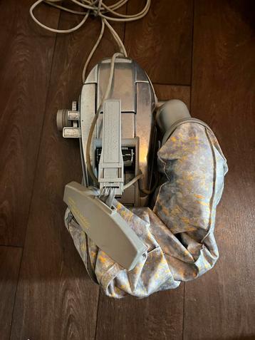 Kirby Ultimate G7E stofzuiger + accessoires beschikbaar voor biedingen