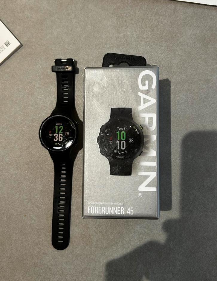 Garmin Forerunner 45, Sieraden, Tassen en Uiterlijk, Sporthorloges, Zo goed als nieuw, Android, Zwart, GPS, Ophalen of Verzenden