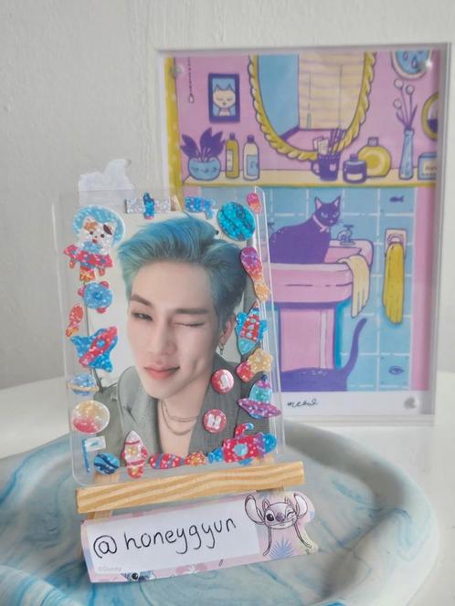 kpop photocard + toploader monsta x joohoney, Verzamelen, Muziek, Artiesten en Beroemdheden, Nieuw, Foto of Kaart, Ophalen of Verzenden