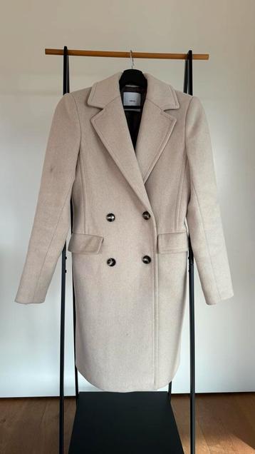 Mango Crème Mantel XS - Getailleerd beschikbaar voor biedingen