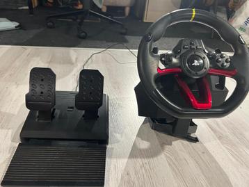 PlayStation stuur en pendalen beschikbaar voor biedingen