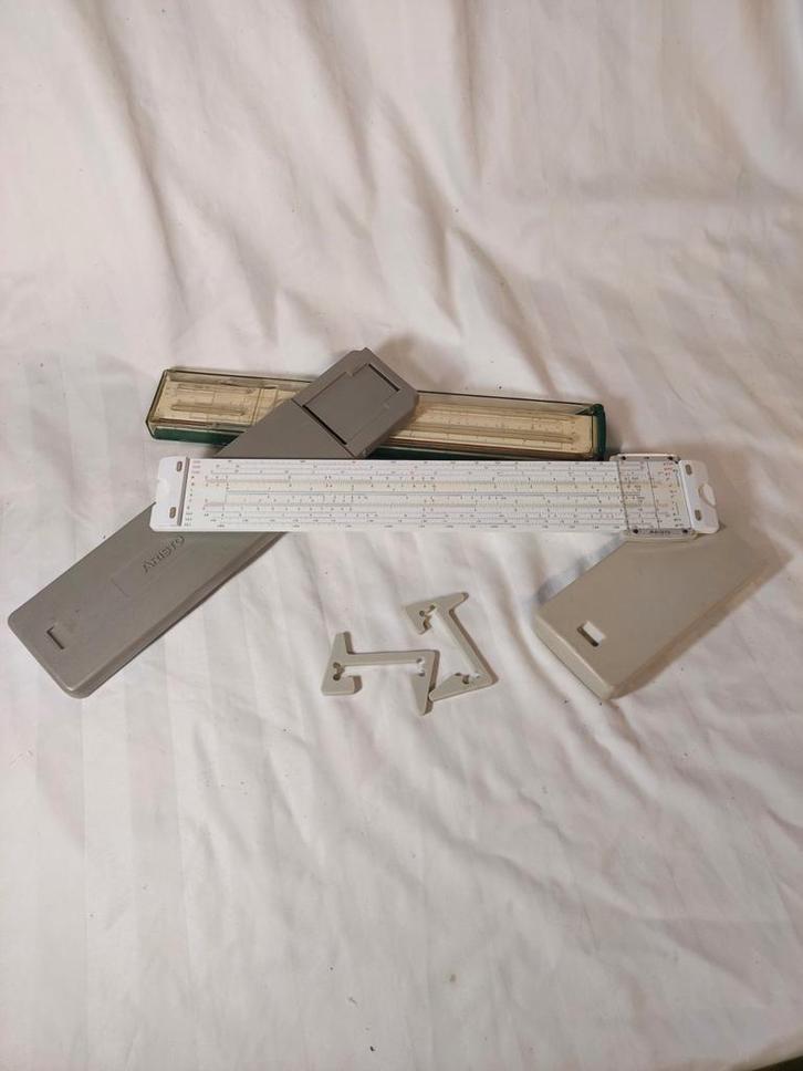 Aristo Rekenliniaal met Accessoires, Antiek en Kunst, Antiek | Gereedschap en Instrumenten, Ophalen of Verzenden