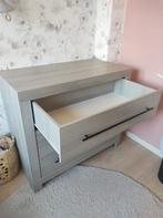 Europe Baby Vittoria commode grijs drie lades zgan moet weg!, Kinderen en Baby's, Kinderkamer | Commodes en Kasten, Minder dan 75 cm