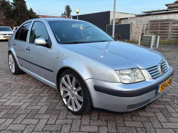 Volkswagen BORA 2.0 SPORTLINE, Auto's, Volkswagen, Bedrijf, Bora, ABS, Airbags, Airconditioning, Alarm, Boordcomputer, Centrale vergrendeling