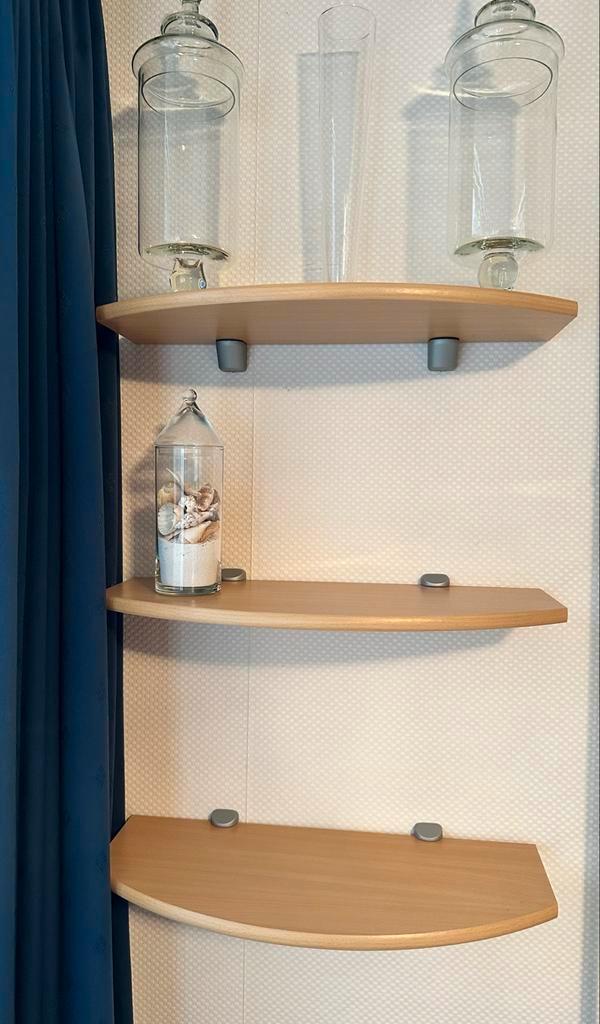 4 Wandplanken met Zilverkleurige Steunen, Huis en Inrichting, Woonaccessoires | Wandplanken en Boekenplanken, Zo goed als nieuw