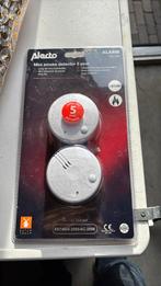 2 rookmelders, Ophalen of Verzenden, Zo goed als nieuw, Detector, Sensor of Melder, Rook
