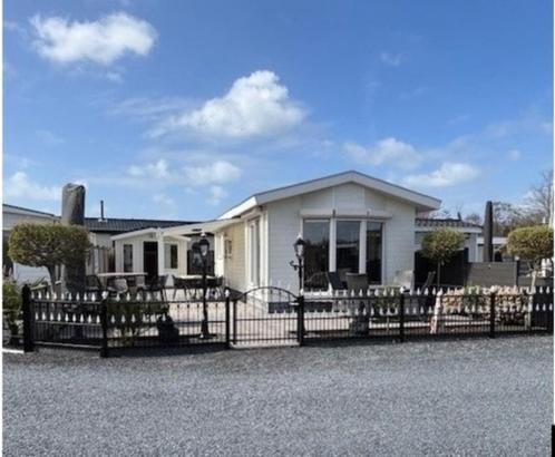 loosdrecht direct a/h water mooi chalet, Huizen en Kamers, Recreatiewoningen te koop, Noord-Holland, Chalet, Verkoop zonder makelaar
