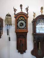 Oer 11321 18e eeuwse noten "hangende Amsterdammer" klok, Antiek en Kunst, Antiek | Klokken, Ophalen
