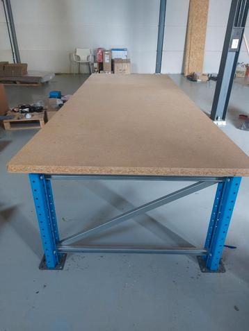 Inpaktafel/ werkbank /Werktafel 270x105cm beschikbaar voor biedingen