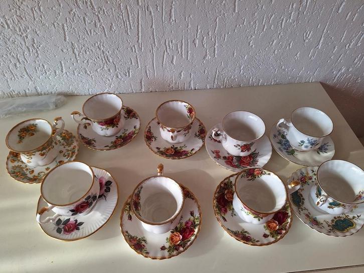 Royal Albert & Paragon kop en schotels, Huis en Inrichting, Keuken | Servies, Ophalen of Verzenden