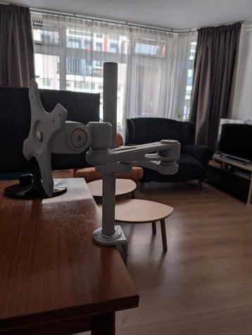 Monitorarm Newstar grijs beschikbaar voor biedingen