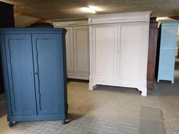 Leuke oude antieke biedermeier kast/kinderkamer/babykamer beschikbaar voor biedingen