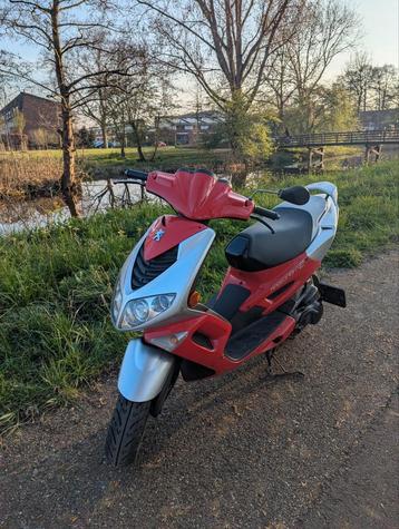 Peugeot Speedfight 2 beschikbaar voor biedingen