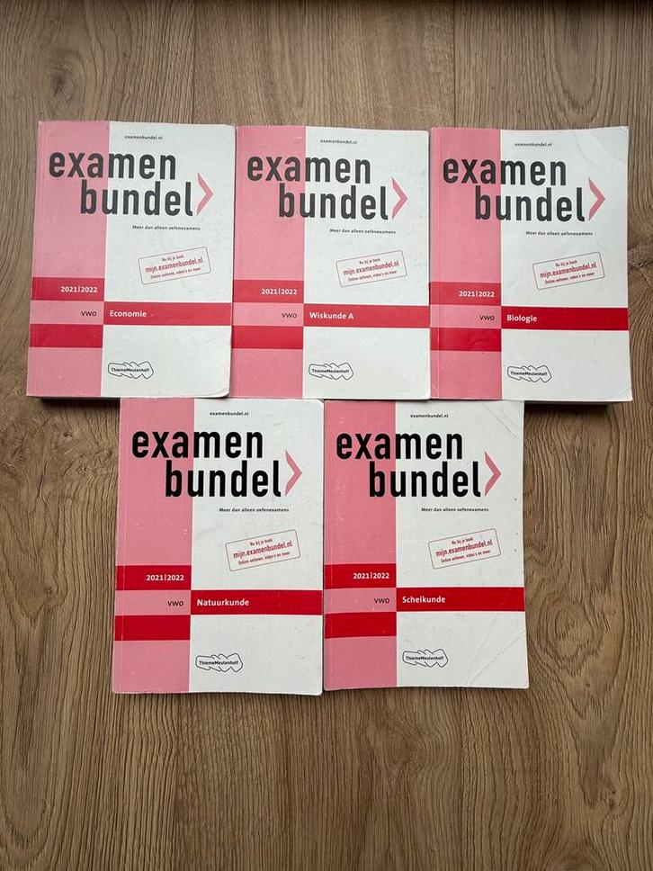 Examenbundels (VWO 2021–2022), Boeken, Schoolboeken, Zo goed als nieuw, VWO, Ophalen of Verzenden
