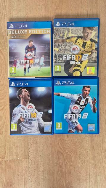 PS4 Fifa 16-19 beschikbaar voor biedingen