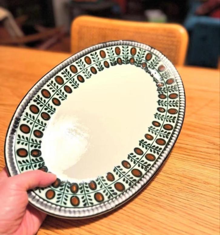 Boch Noix ovalen serveerschotel serveerplateau serveerschaal, Antiek en Kunst, Antiek | Servies los, Ophalen